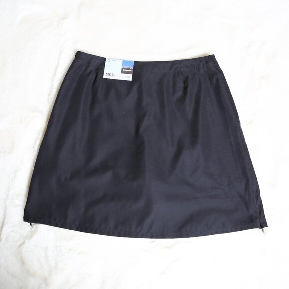 PATAGONIA Black Skort with Zippered Side Slits - NWT - Picture 6 of 12